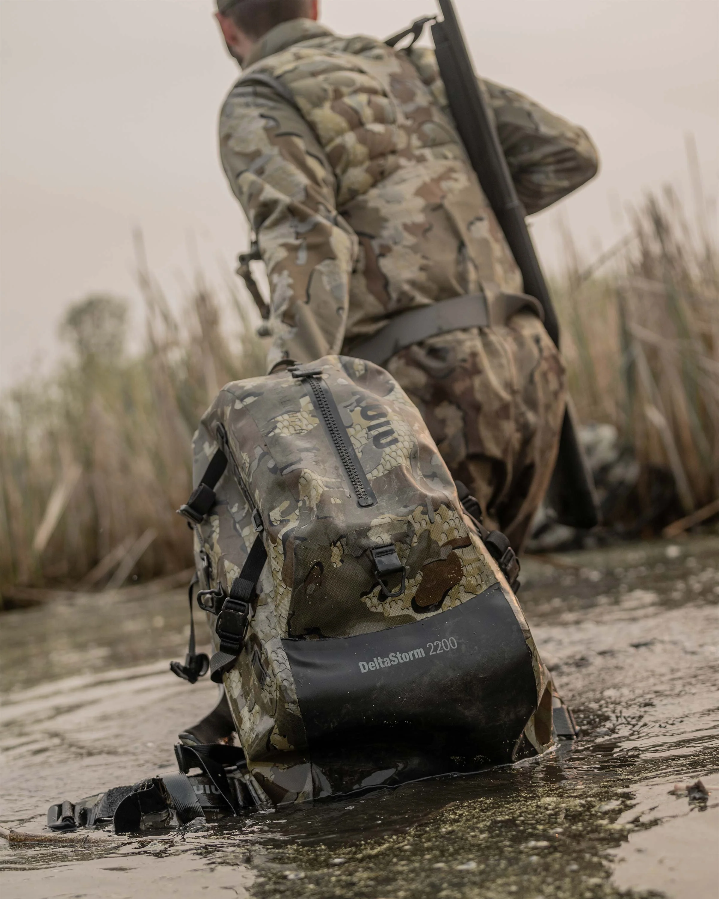 DeltaStorm 2200 Submersible Backpack | Valo - Image 17