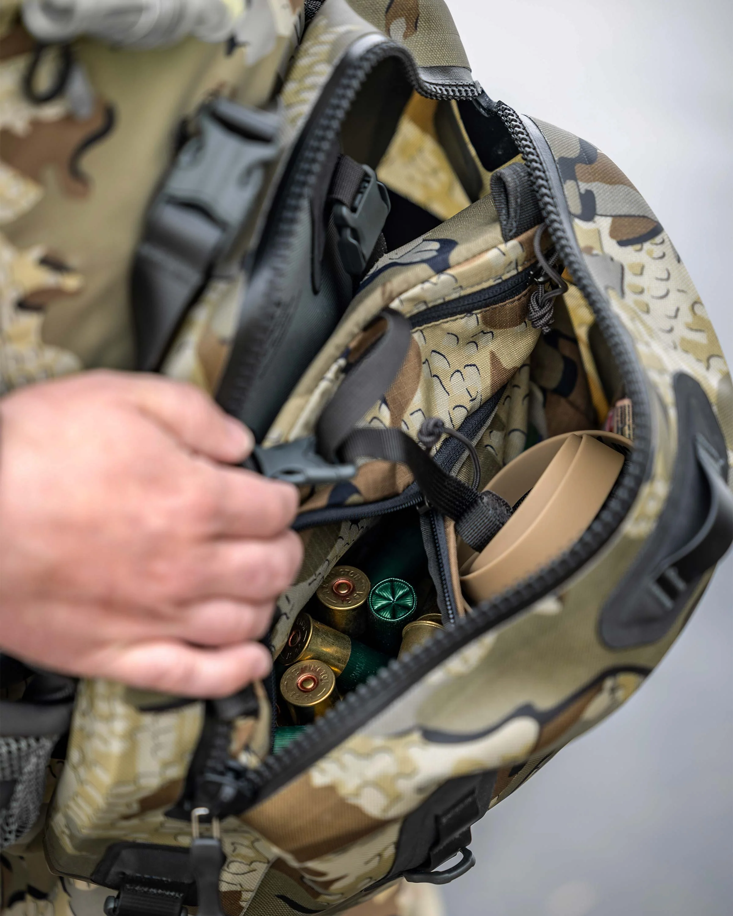 DeltaStorm 800 Submersible Waistpack | Stone - Image 8