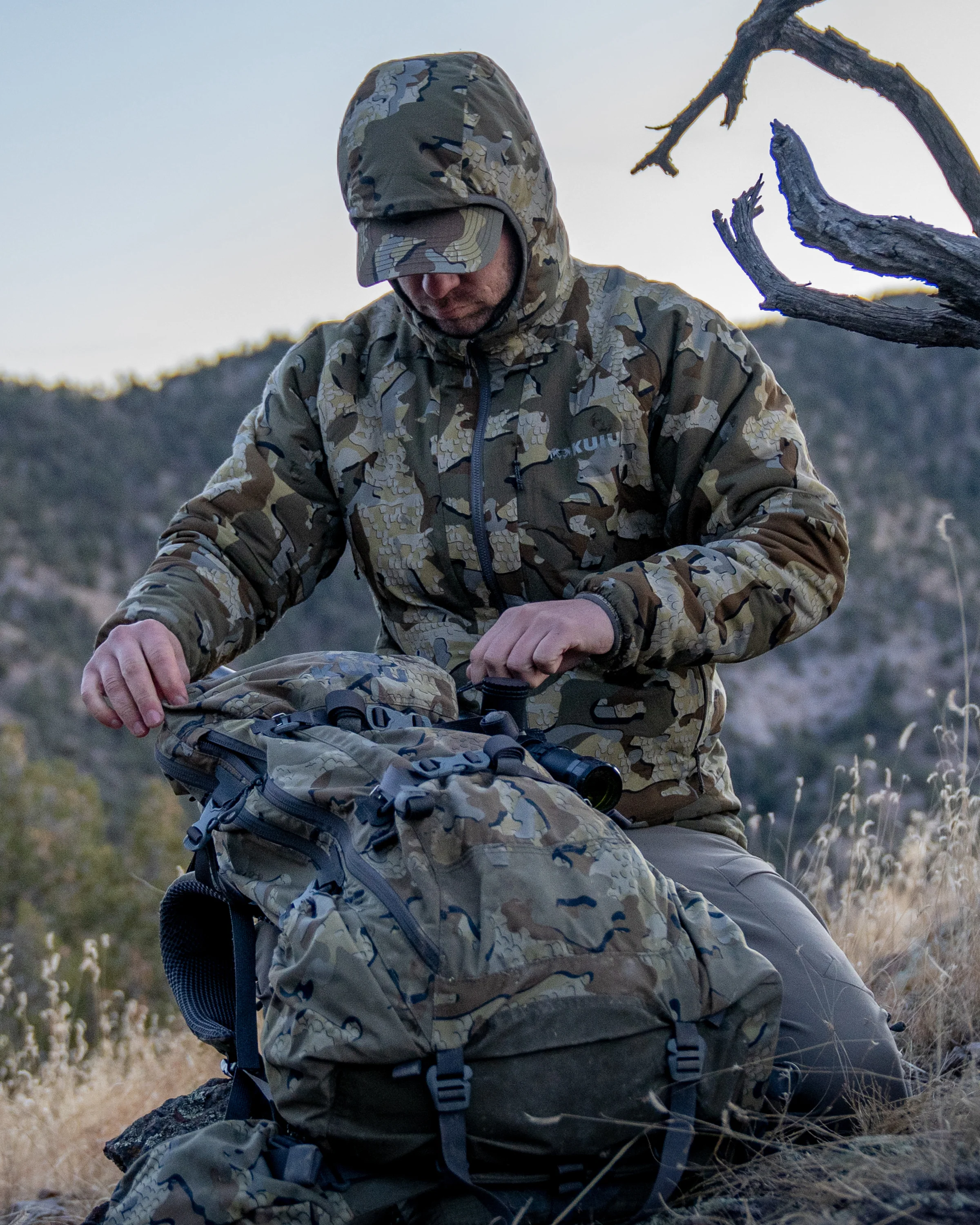 Kenai Hooded Jacket | Valo - Image 5