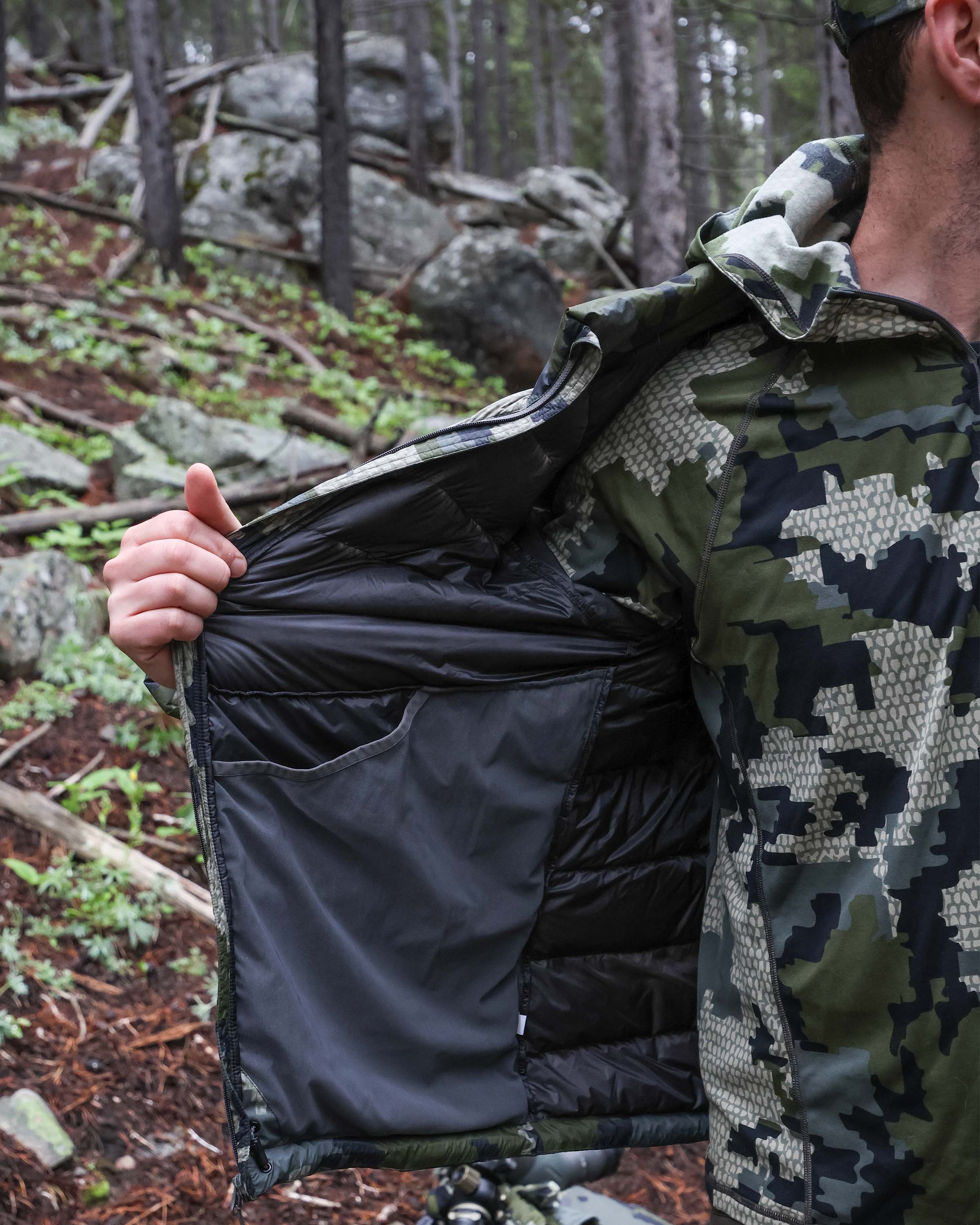 Super Down LT Jacket | Black - Image 7