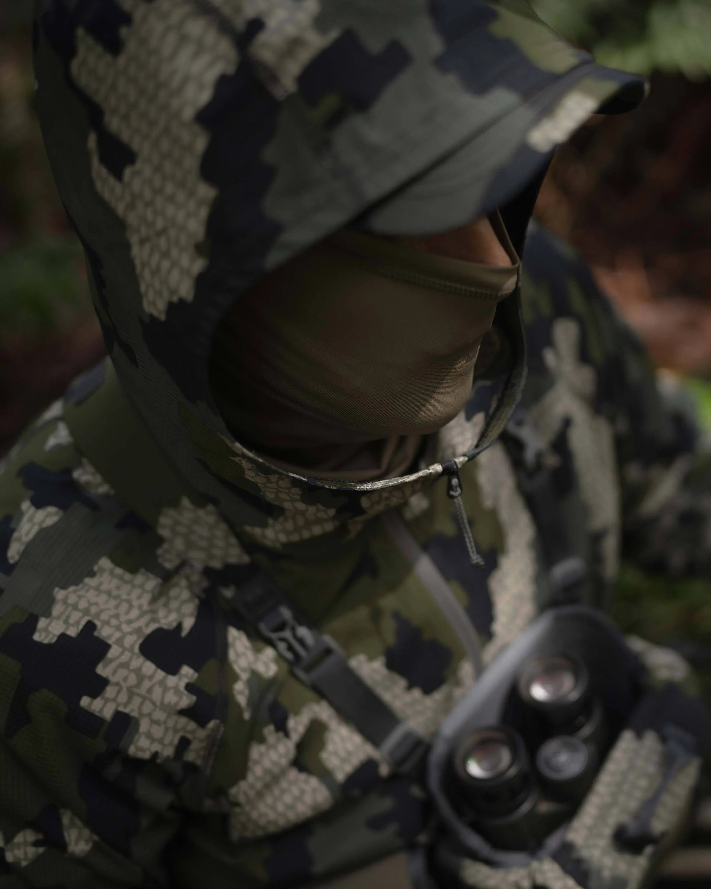 Tiburon Hybrid Hoodie | Verde - Image 7